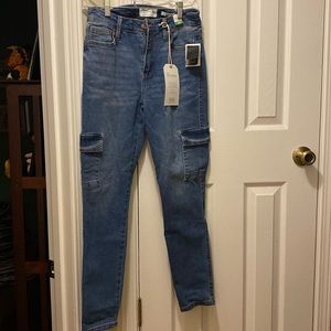 Cargo skinny pants never worn super cute